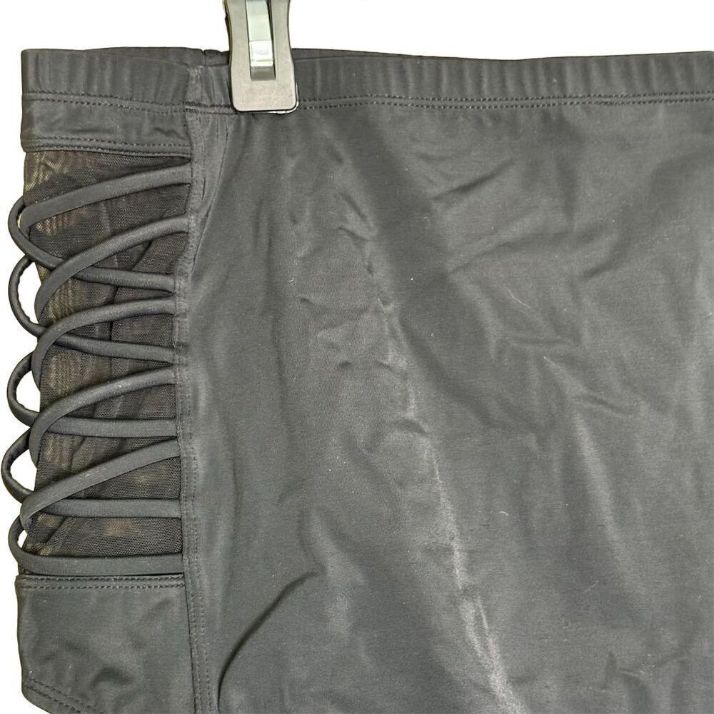 Torrid Women's High Waisted Strappy Bikini Bottom Black Size 3X - Picture 6 of 10